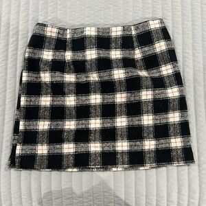 Forever 21 Black and White A-Line Mini Skirt